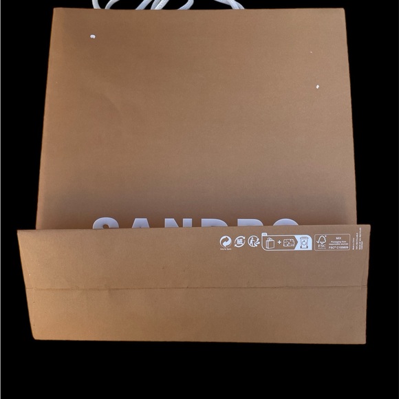 Sandro 2 Empty Gift Bags 1 Tan 1 White 13" x 11.5 - Picture 3 of 15